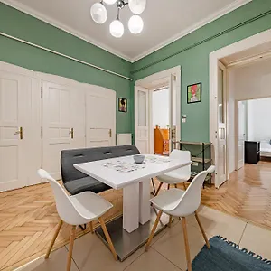 https://downtown-rooms-wesselenyi.inbudapesthotels.com