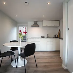 https://new-point.zandvoort-hotels.com