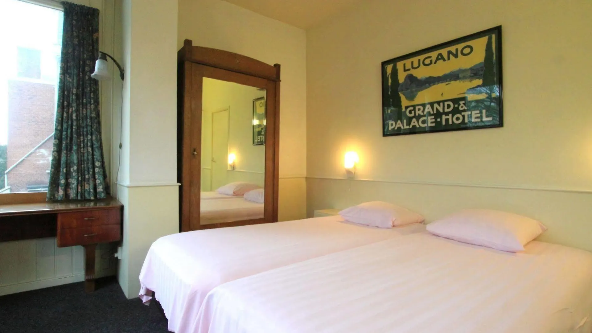 Hotel Museumzicht Amsterdam 0*,